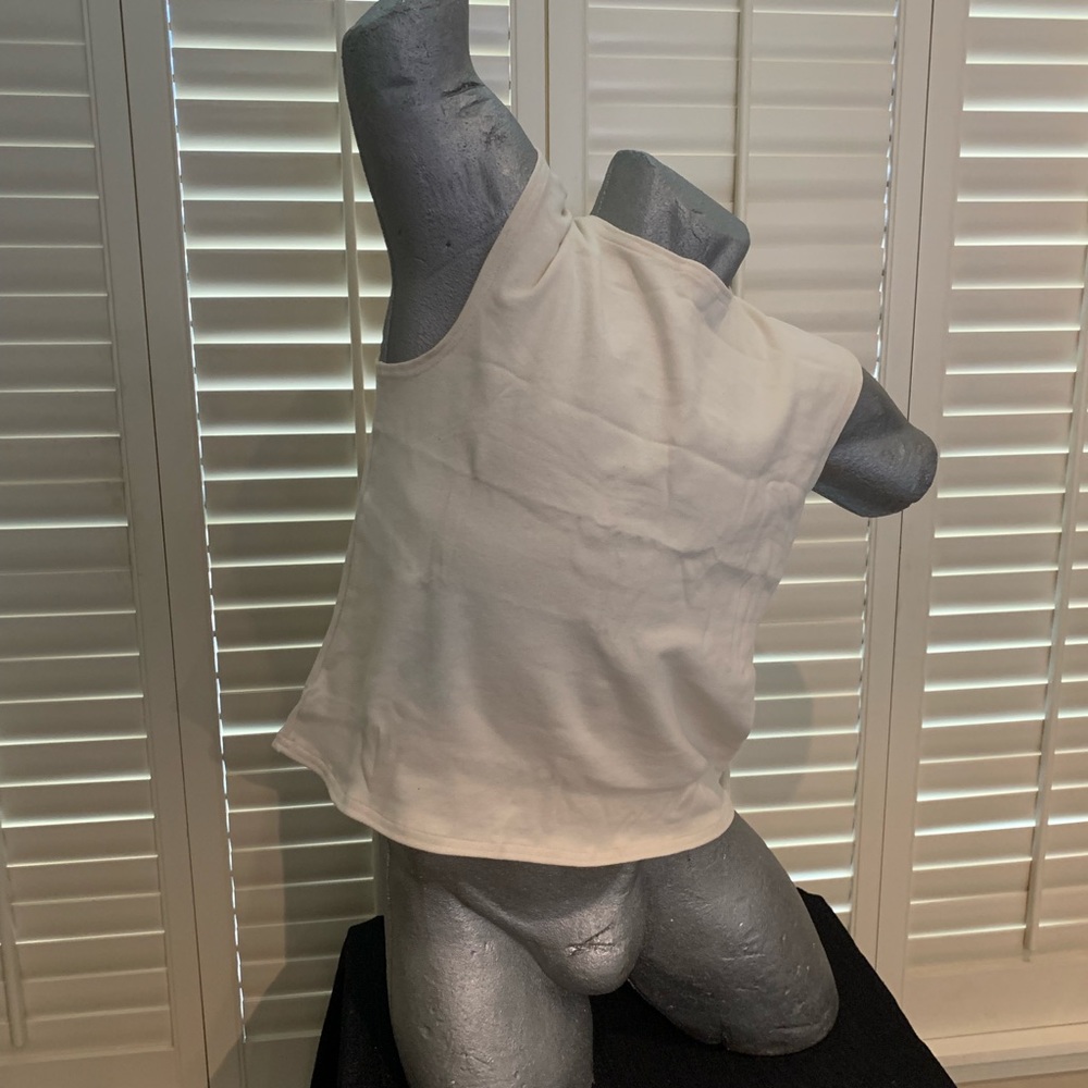 Topper -Sleeveless Shirt  -  Buff Tan E079*